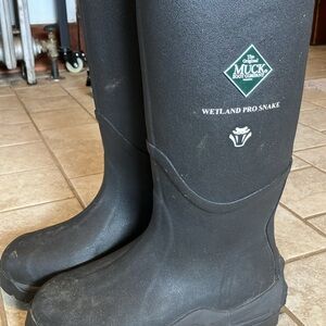 Muck Boot Company Wetland Pro Snake Black Rubber Boots